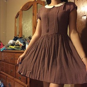 Peter Pan collar dress